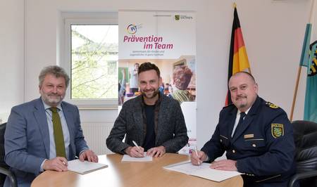 Drei Akteure, ein Ziel: Schule, Landratsamt und Polizei stärken präventiven Ideen gemeinsam